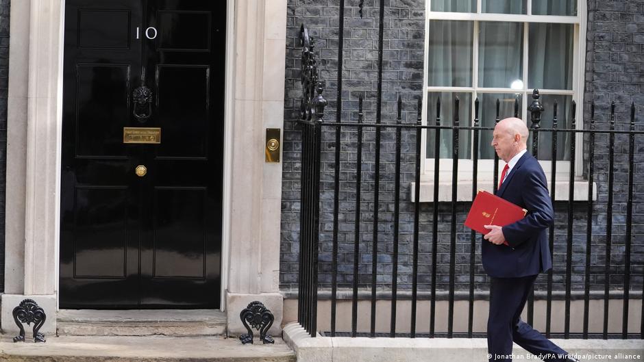 UK: Defense Secretary John Healey quits in military spending dispute