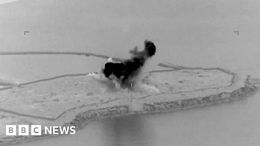 US and Iran exchange strikes in Gulf in latest test of ceasefire
