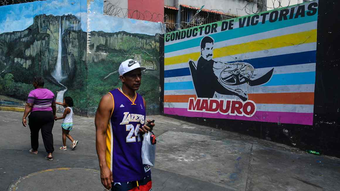Venezuela to reveal $240bn debt pile in world’s largest restructuring
