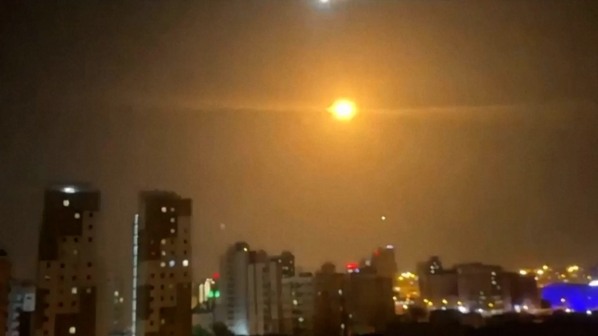 Videos show Kuwait intercepting ballistic missiles from Iran
