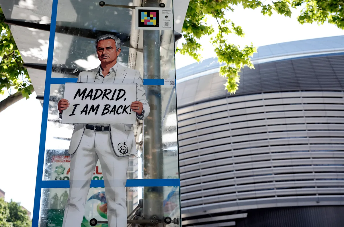 🥐 White campaign erupts, Spain play... 5️⃣ stories for Thursday