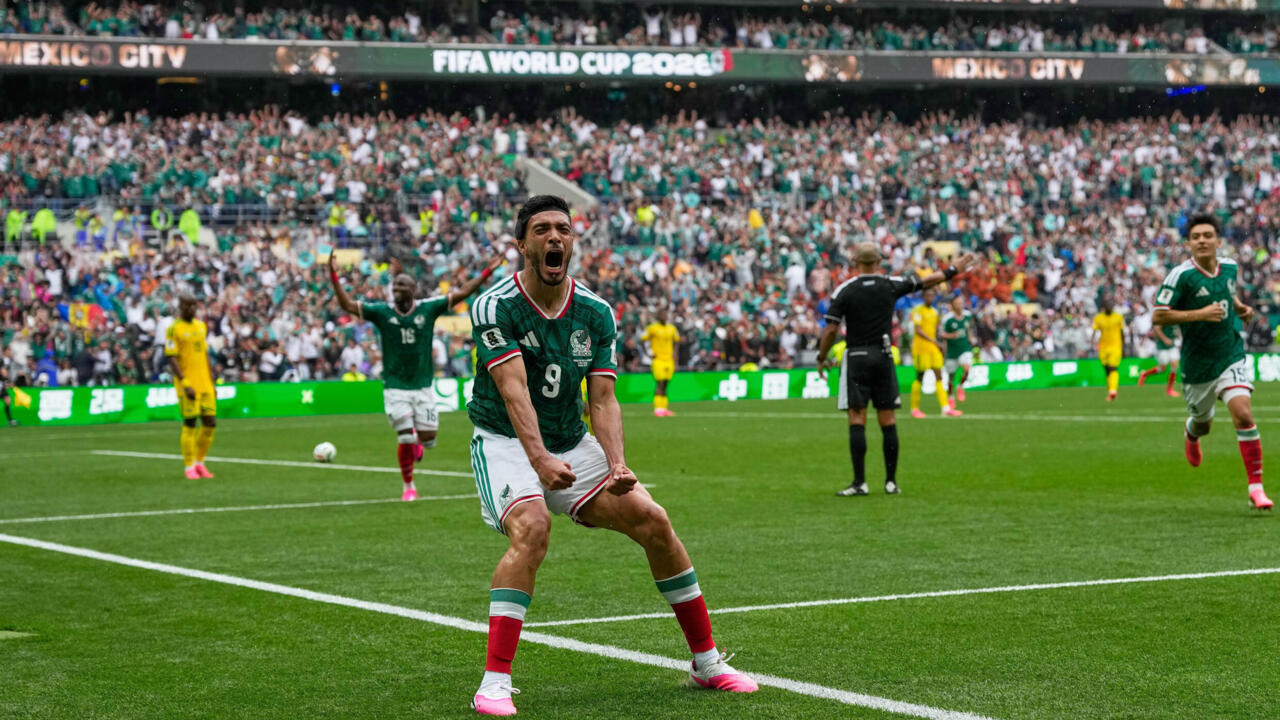 World Cup 2026: Mexico dominates opening match as South Africa falls to two red cards