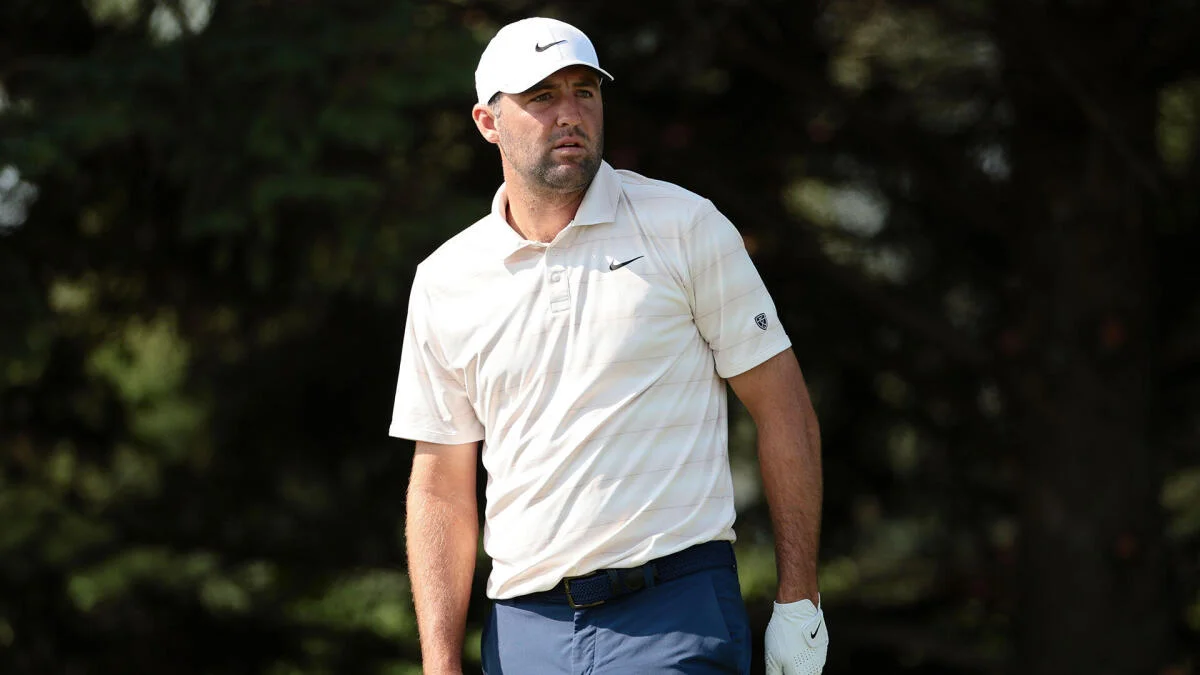
                        2026 3M Open leaderboard: Scottie Scheffler finds putter as Ben Kohles sits on top after Round 1
                    