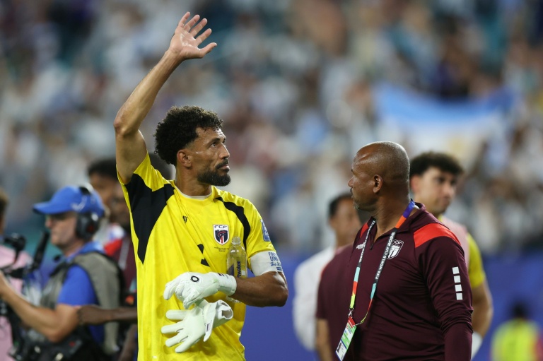 After stellar World Cup, Cape Verde goalkeeper heading to Chile