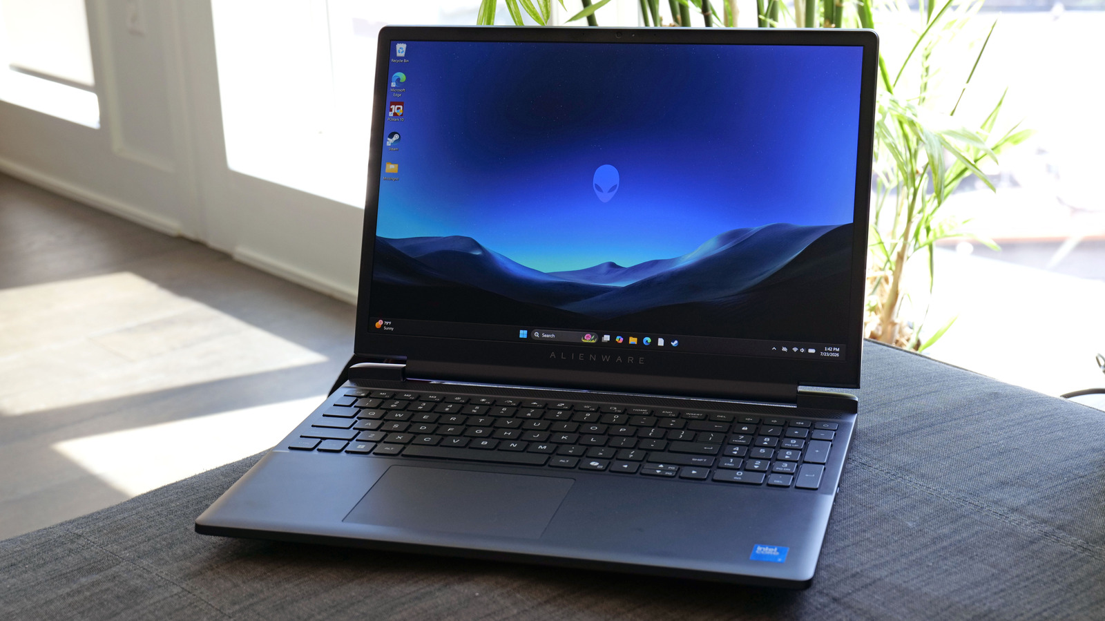 Alienware 15 review: Perfect timing for a budget gaming laptop