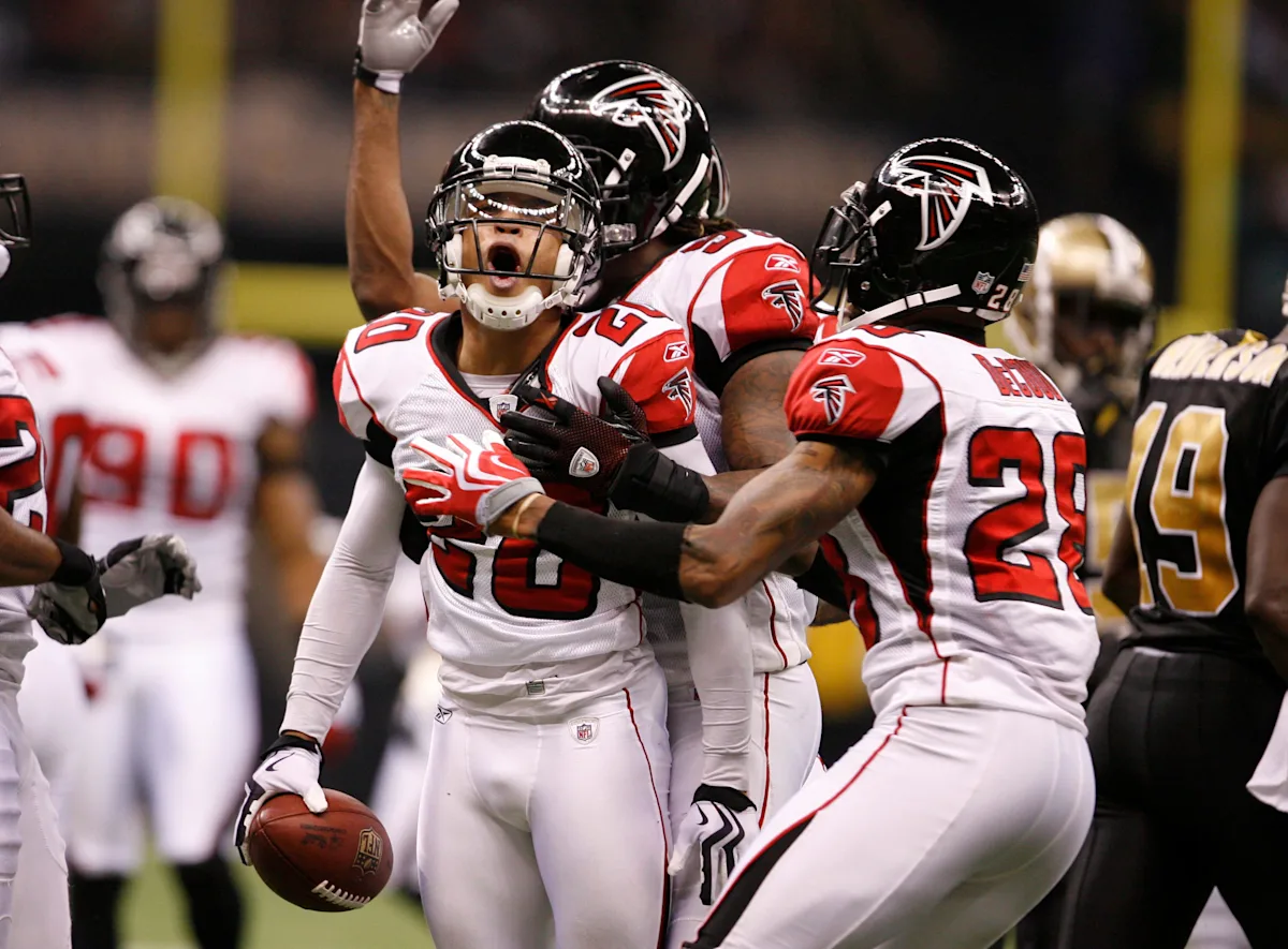 All-NFC South Team of the 2010s: Drew Brees nemesis joins cornerbacks