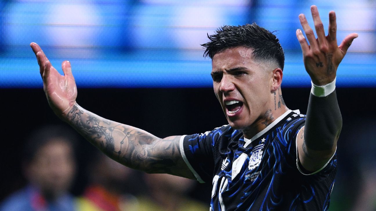 Argentina show why they're World Cup champs with e...