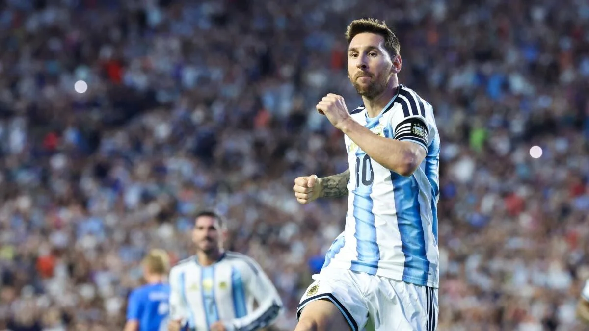
                        Argentina vs. England odds, prediction, time: 2026 World Cup semifinal picks from expert on 19-7 roll
                    