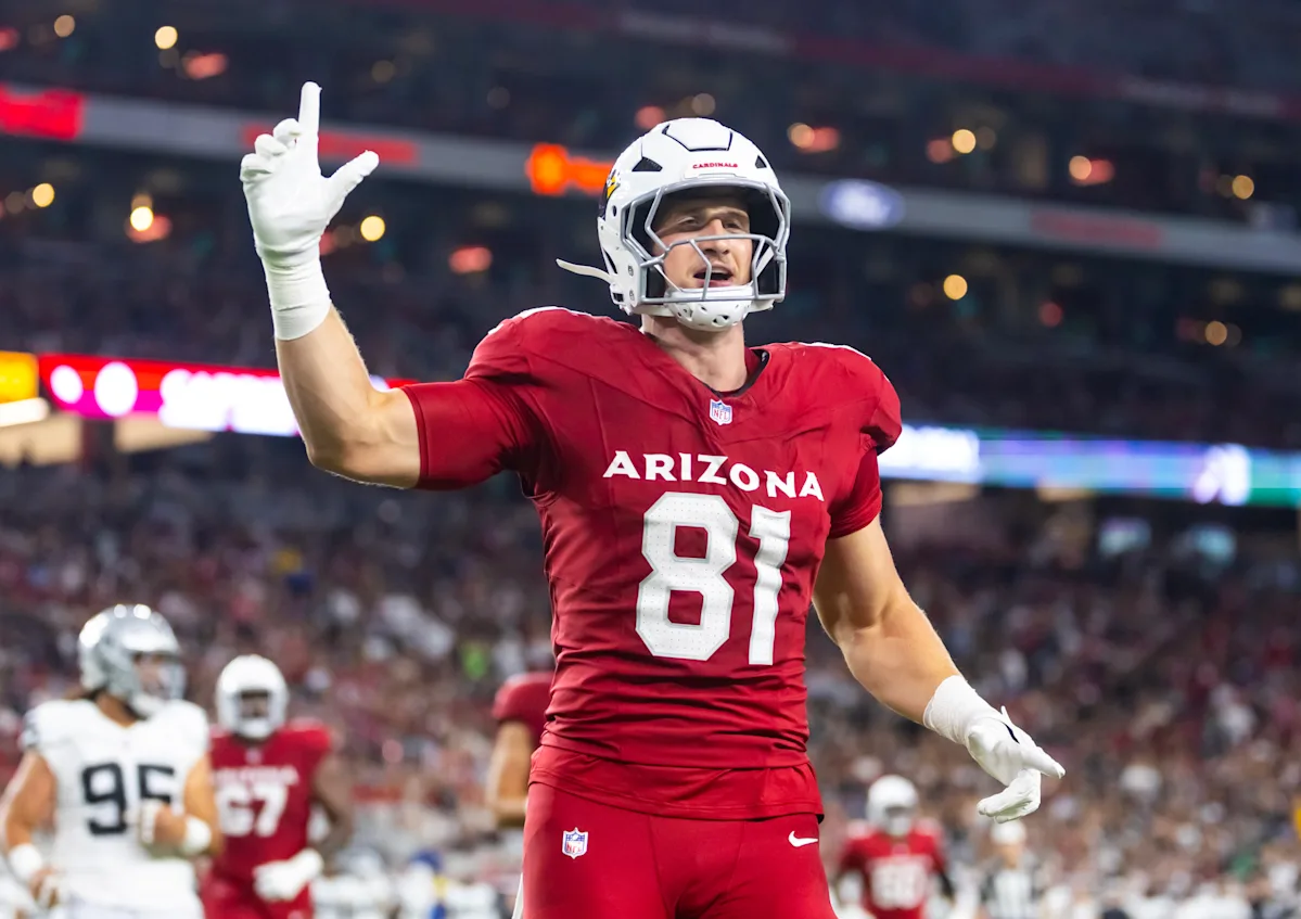 Arizona Cardinals tight end retires immediately due to neck injury at 28