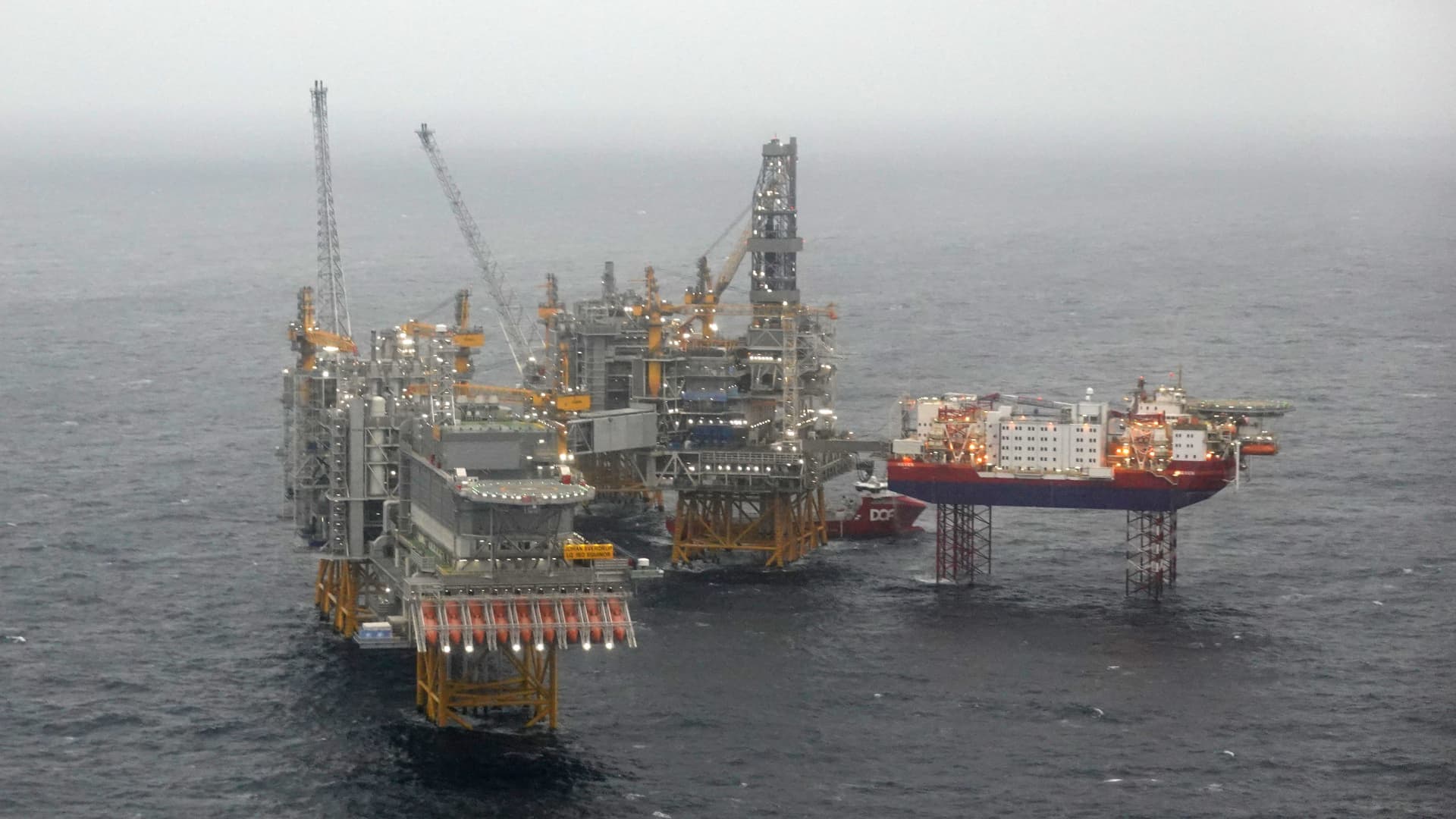 Brent breaks past $90 as U.S.-Iran conflict rages on