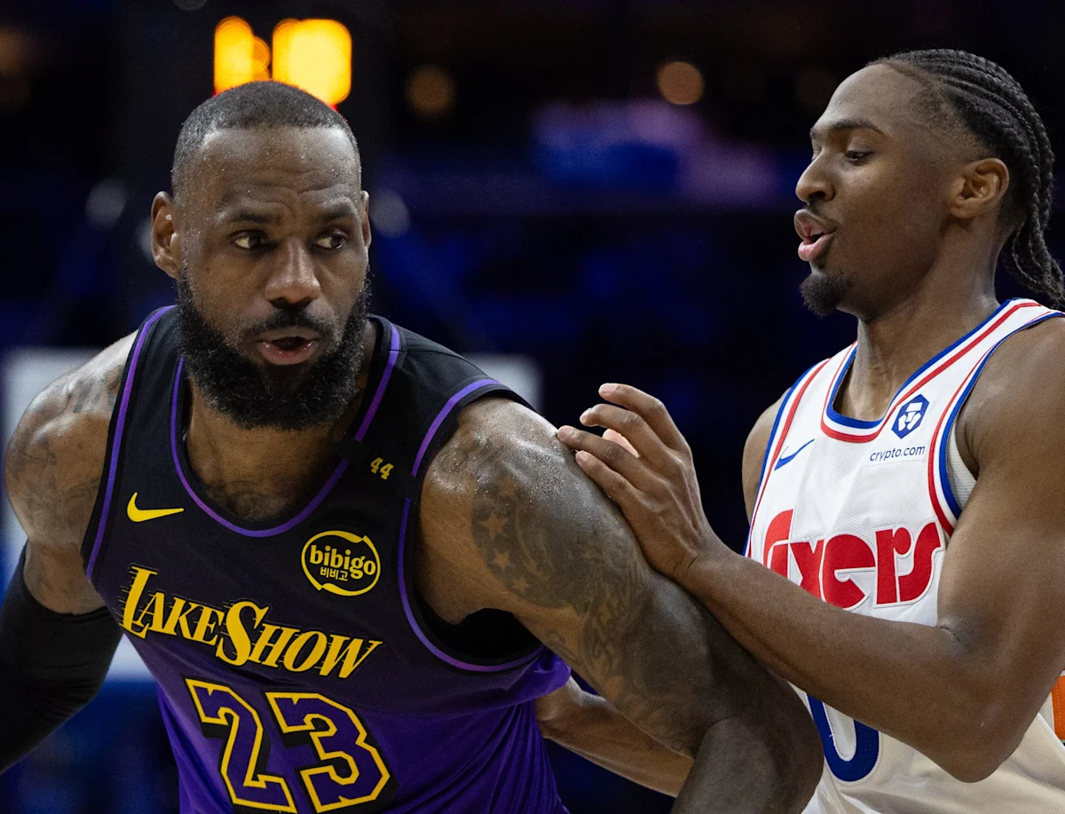 Bryce Harper, Trea Turner welcome LeBron James to Philadelphia