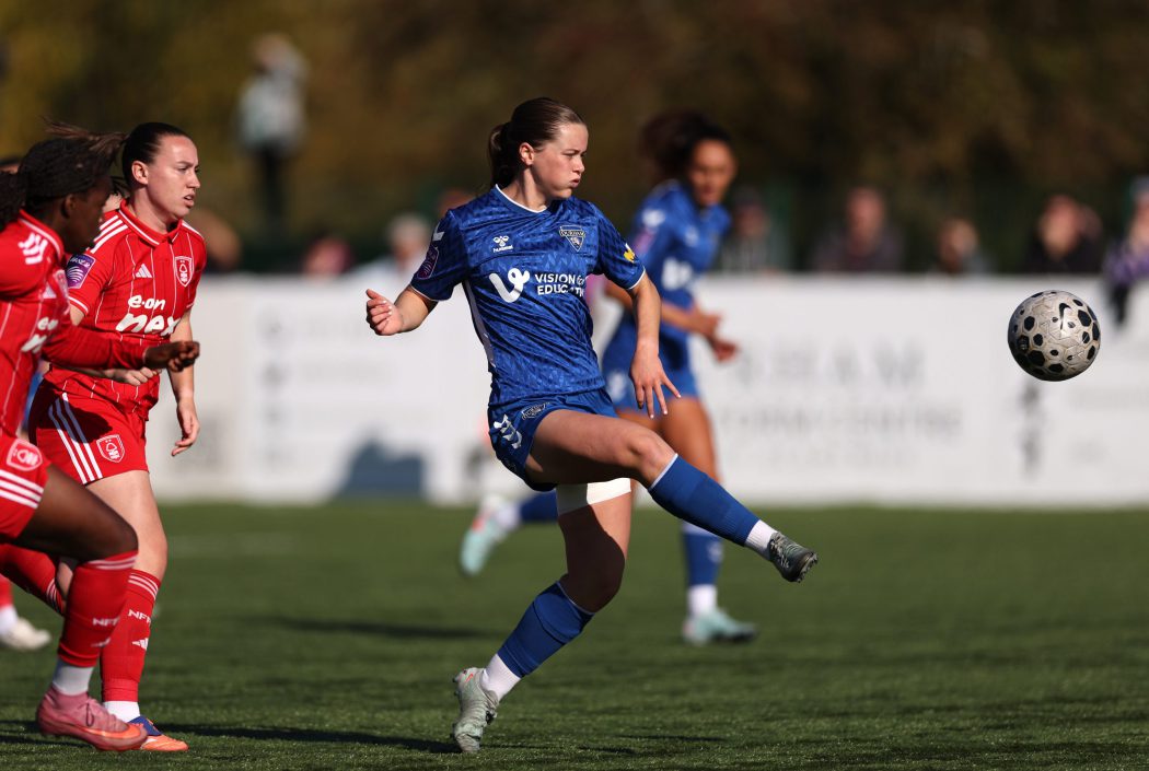 Burnley sign Republic of Ireland international midfielder Toland