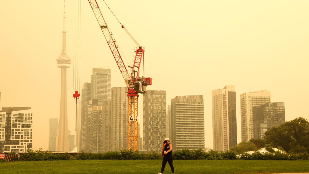Canadian wildfire smoke pushes Toronto air quality to world's worst, reaches US