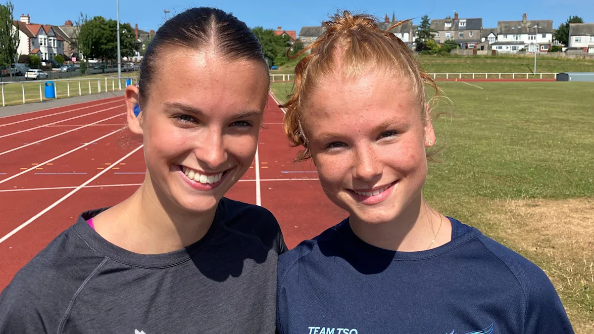 Deaf athlete 'lucky' to have twin sister