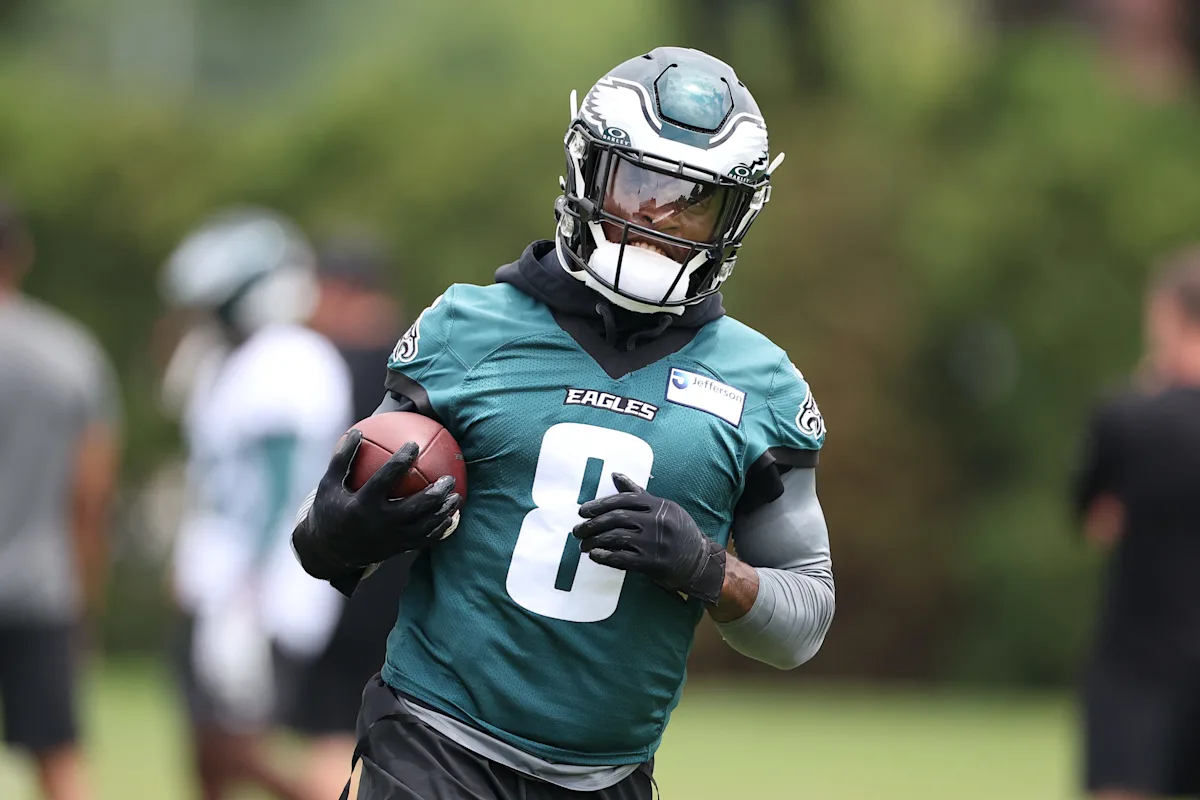 Eagles’ RB2 competition could help preserve Saquon Barkley