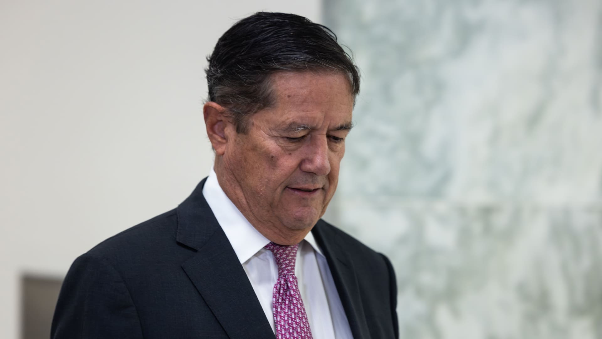 House lawmakers grill former JPMorgan executive Jes Staley over Epstein ties