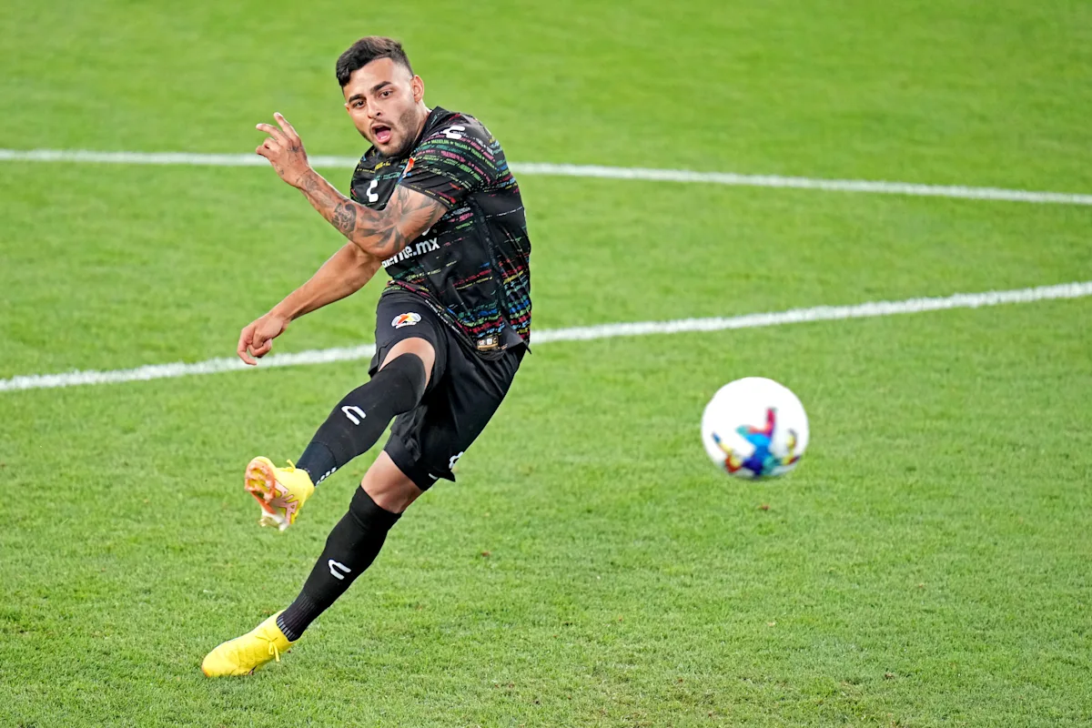 How to live stream Guadalajara vs Toluca: Liga MX, TV channel