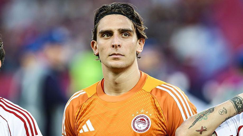 Hull target Tzolakis is 'good with pressure'