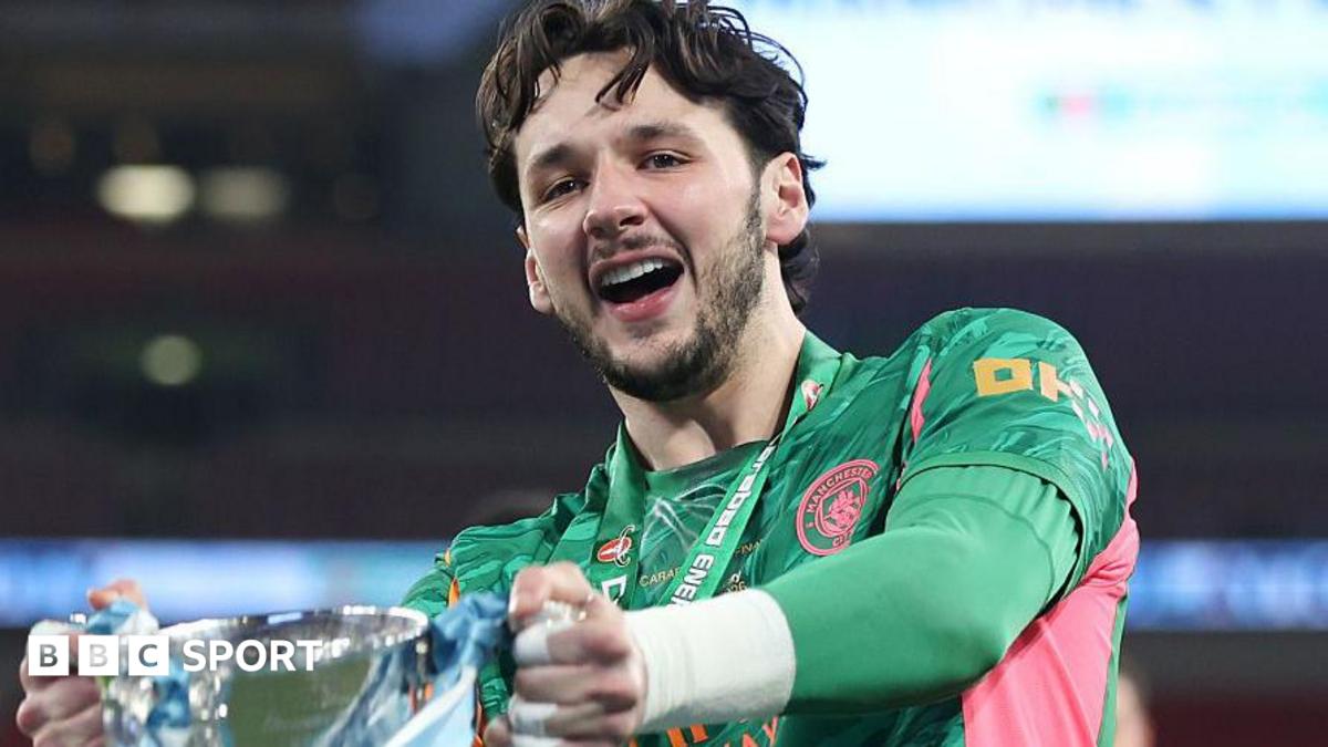 Leeds in talks to sign Man City keeper Trafford
