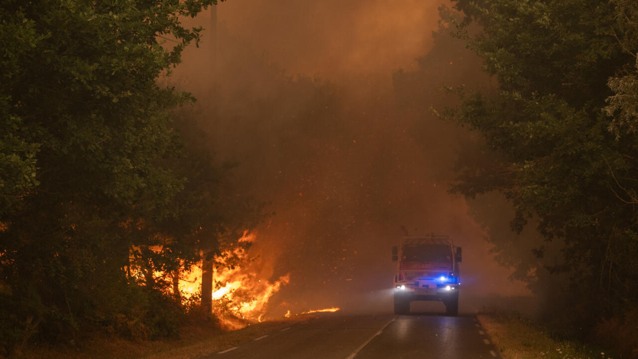 🔴 Live: France deploys military plane as wildfires spread towards Bordeaux