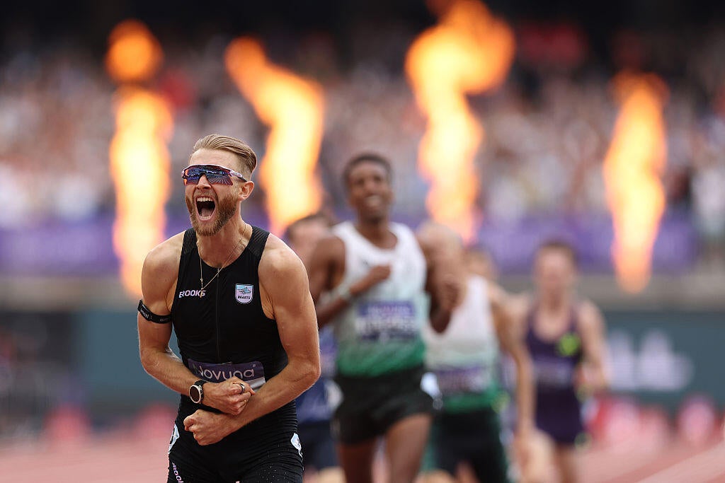 Men's mile record broken for first time since 1999