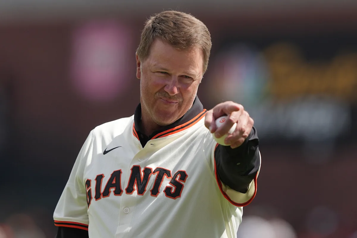 MLB MVP and 'Survivor' contestant, Jeff Kent gets Hall of Fame idol in Cooperstown