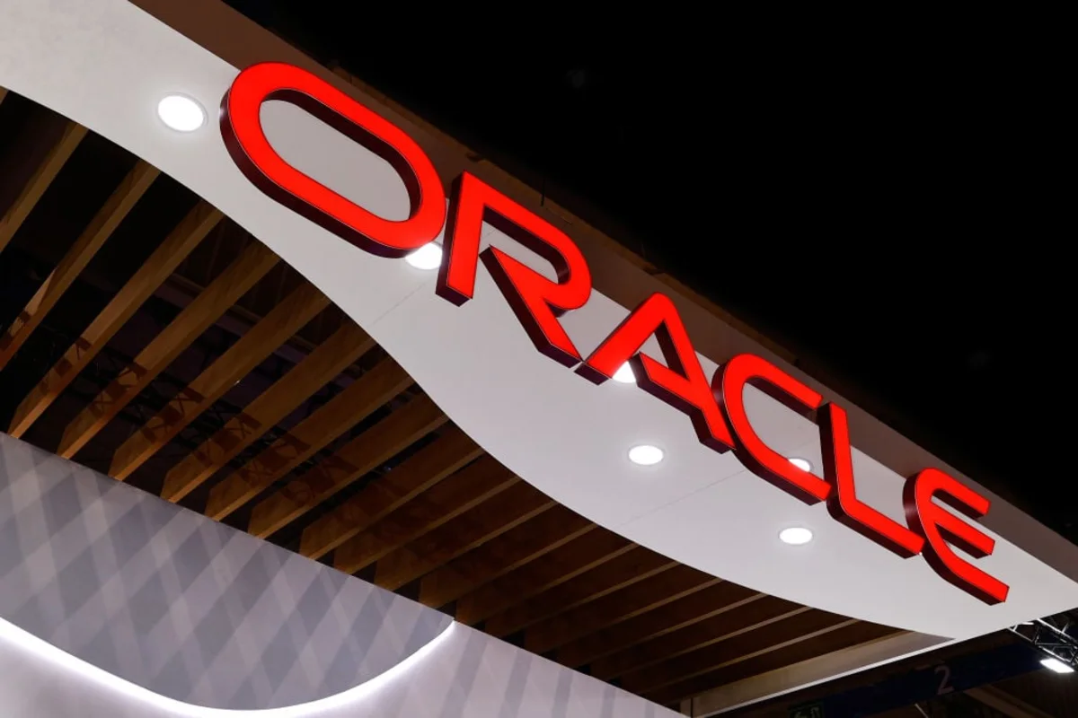 Oracle Just Hit a Fresh 52-Week Low and Had Its Credit Cut Toward Junk. Has the AI-Capex Panic Overshot?