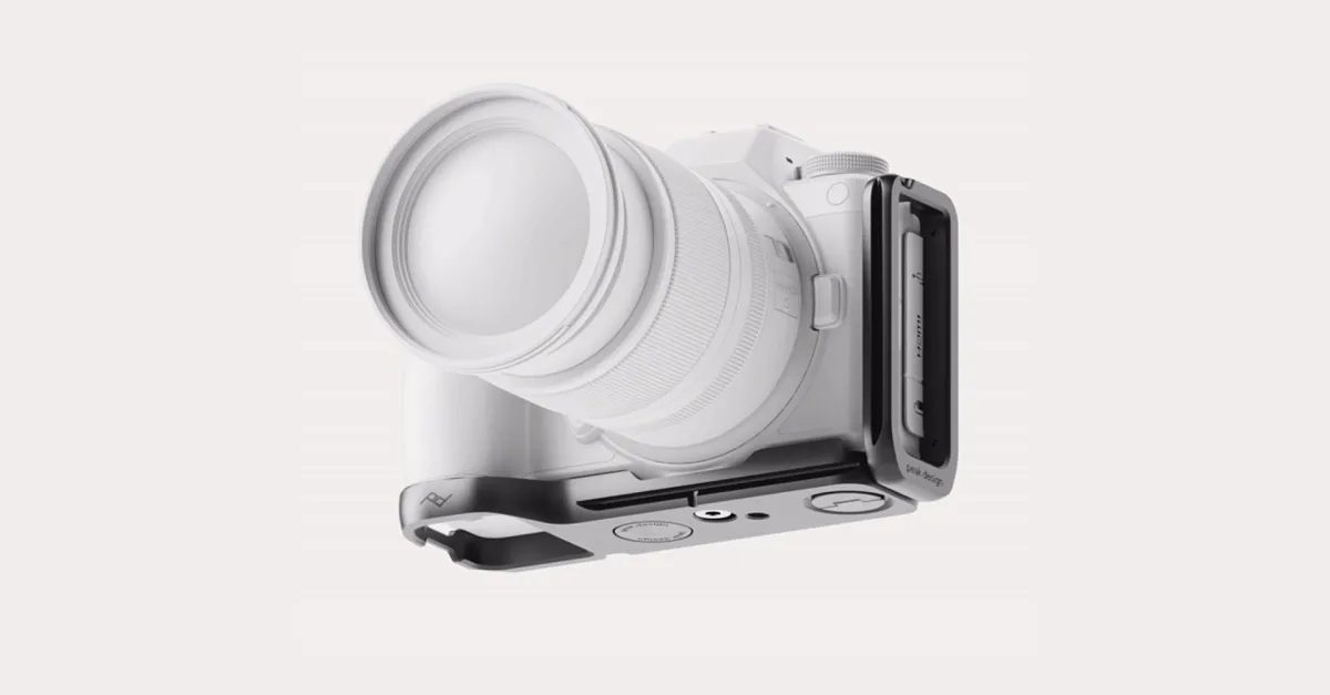 Peak Design’s modular Field Bracket has a finder tag built-in