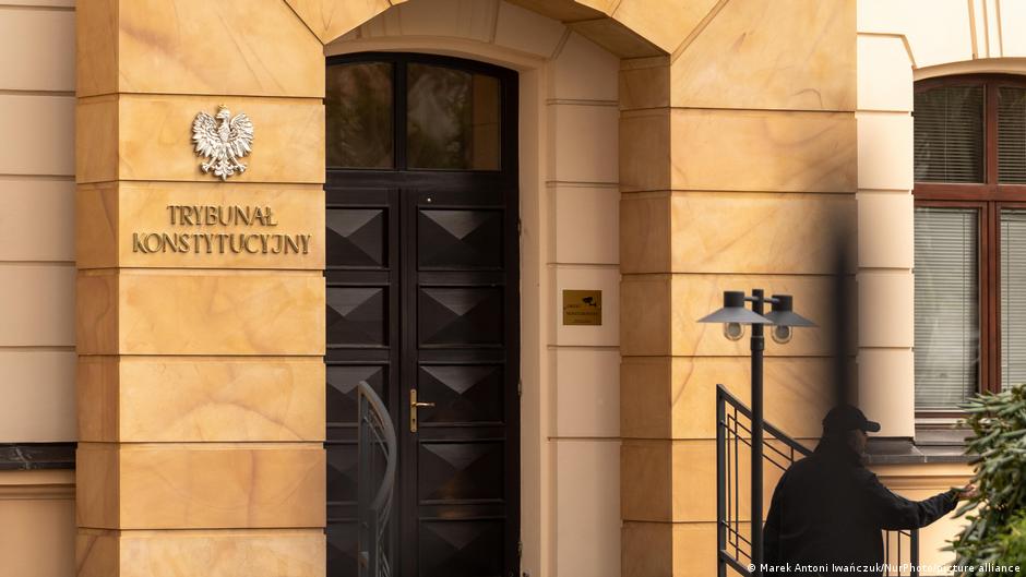 Poland: Top court rejects recognizing EU same-sex marriages