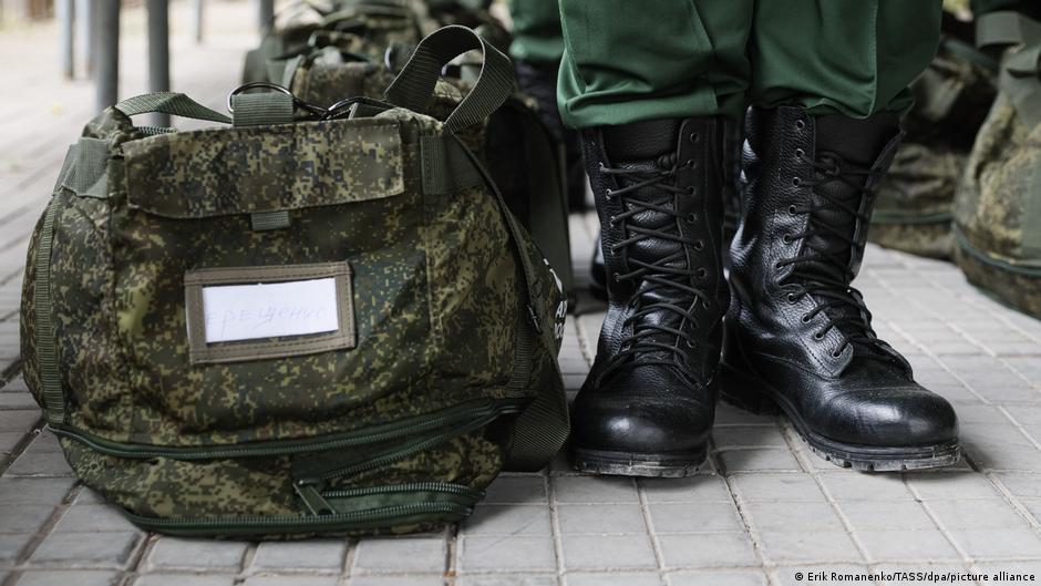 Russian army deserters in Germany: 'No choice but to run'
