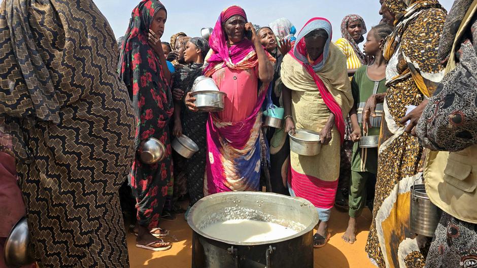 Sudan civil war: Civilians used as 'human shields'