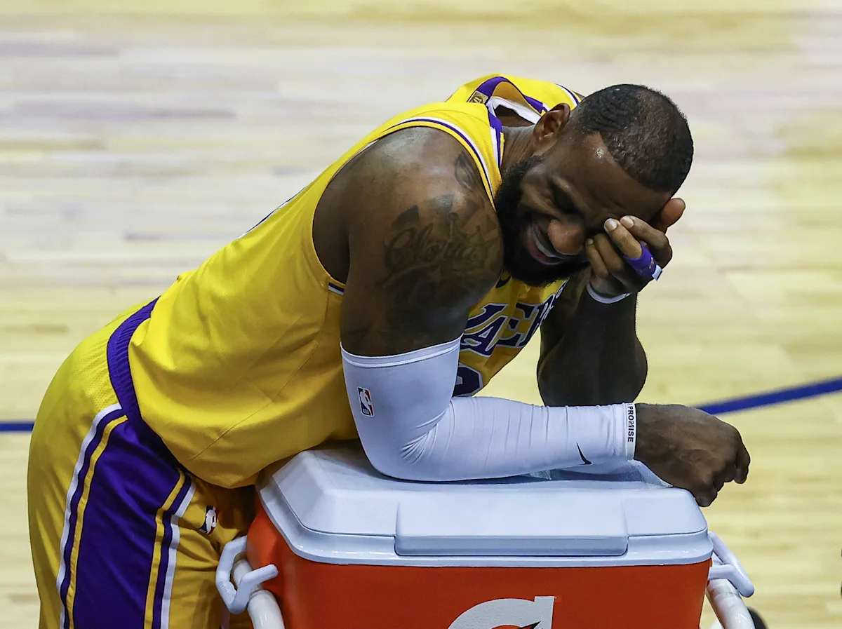 Support pours in for LeBron James after analyst’s disrespectful prediction