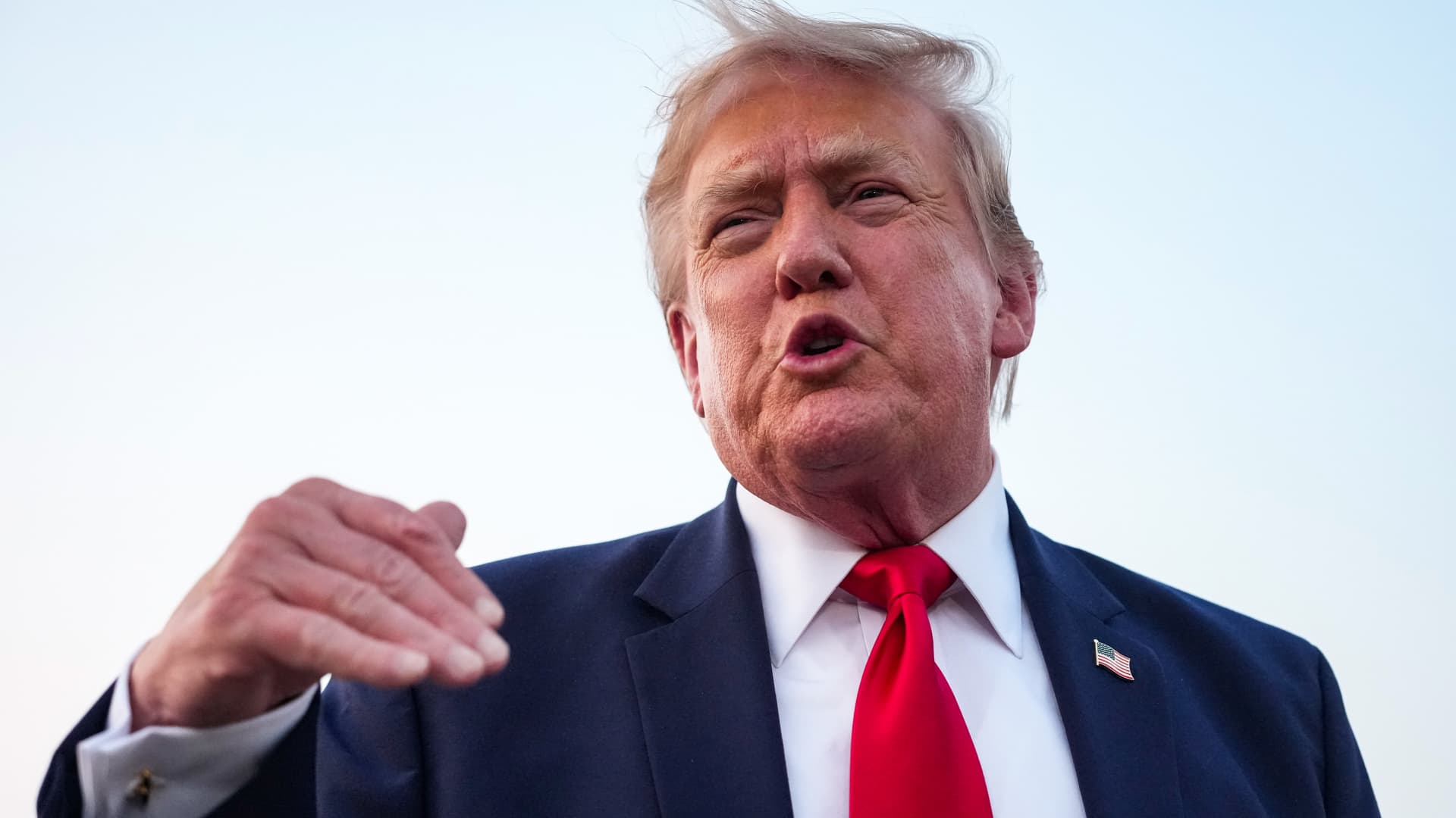 Trump to slap 'sweeping' new tariffs on 60 trade partners as global duties expire