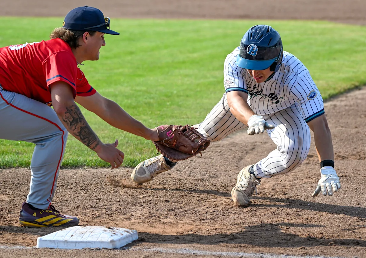 Wareham Gatemen pull off upset over Yarmouth-Dennis. CCBL ROUNDUP