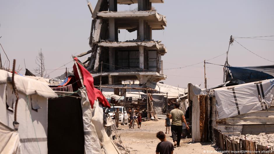 What's holding up the Gaza stabilization mission?