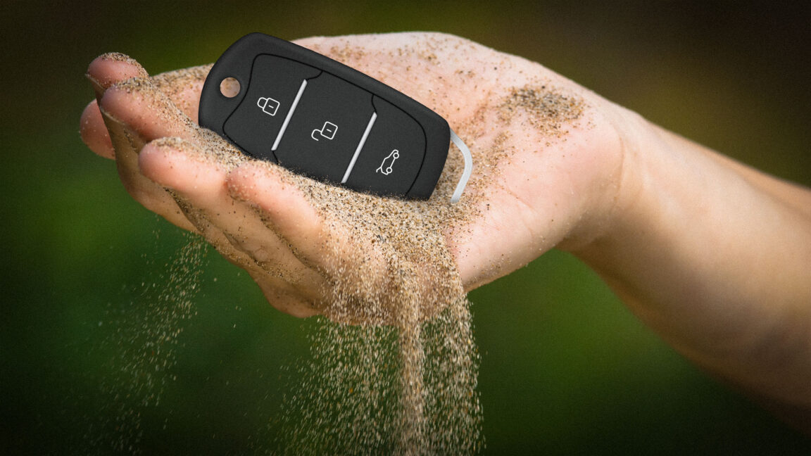 When your vehicle outlives its cloud: What happens next?
