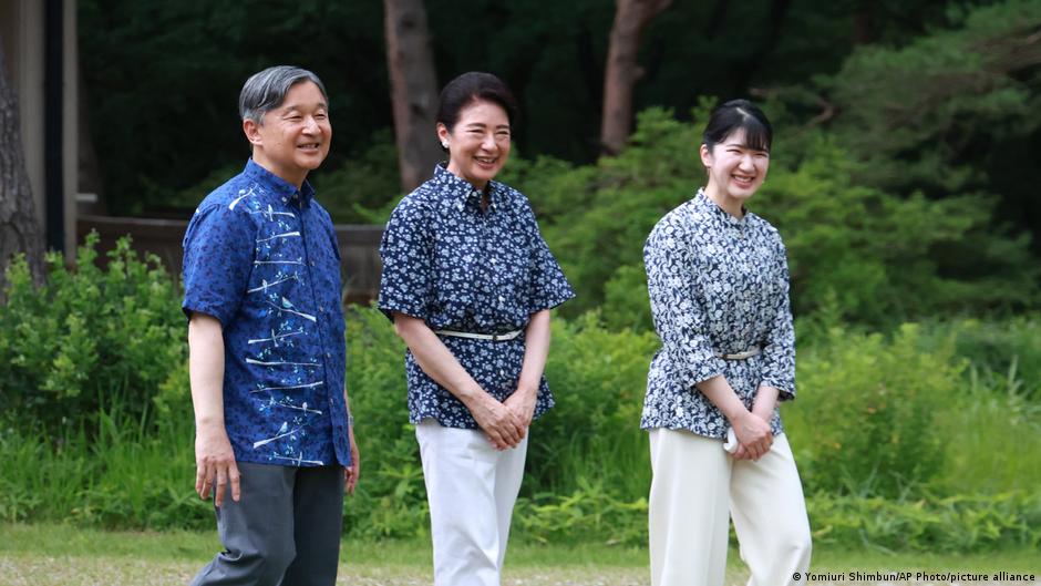 Why Japan's new imperial law keeps women off the throne