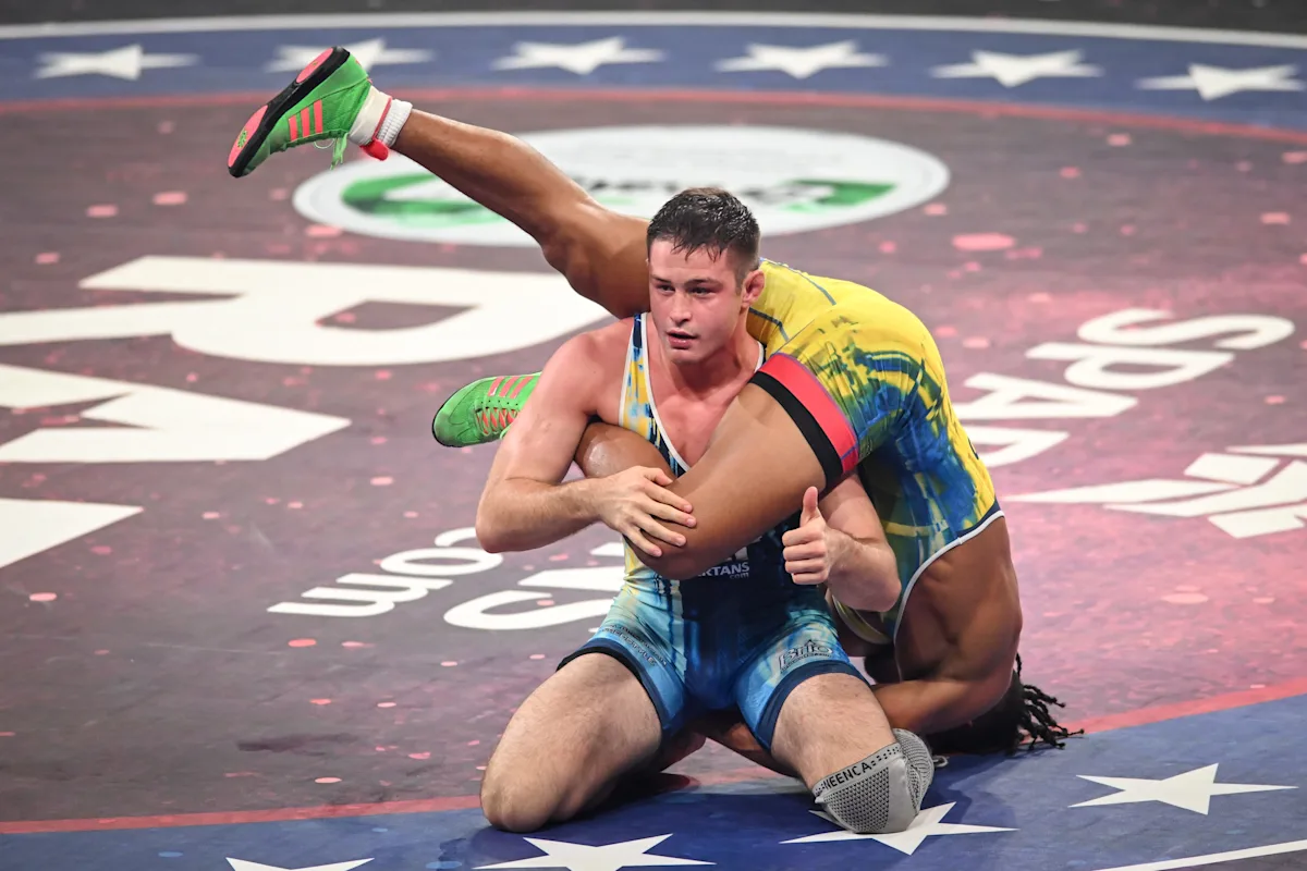 Wisconsin wrestlers find unique opportunity to compete at home as pros