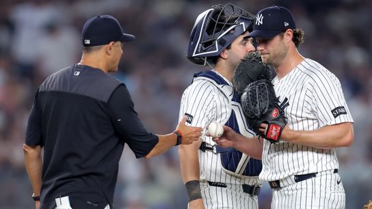 Yankees' Aaron Boone Wears Blame For Loss To Dodgers