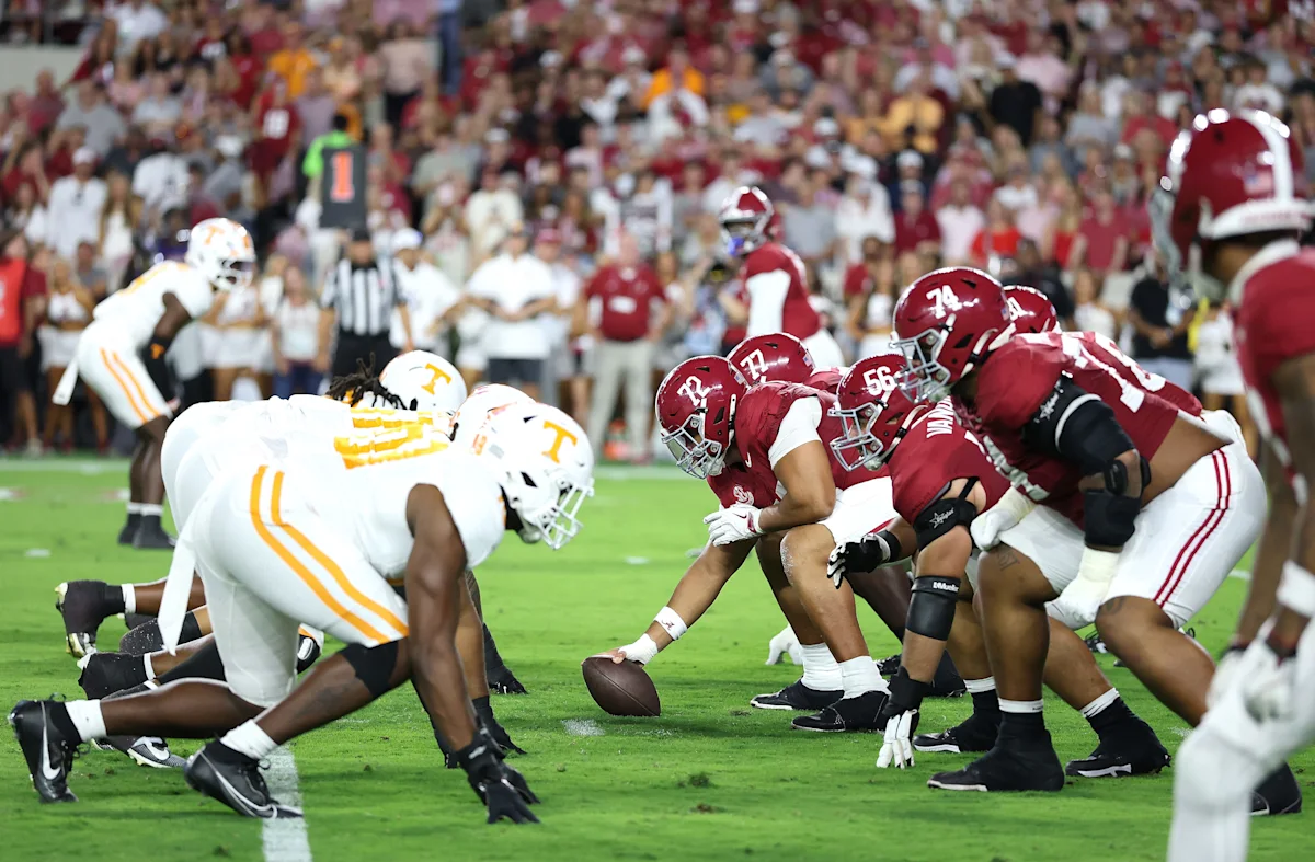 Alabama, Tennessee reviving historic uniform matchup for 'Third Saturday in October'