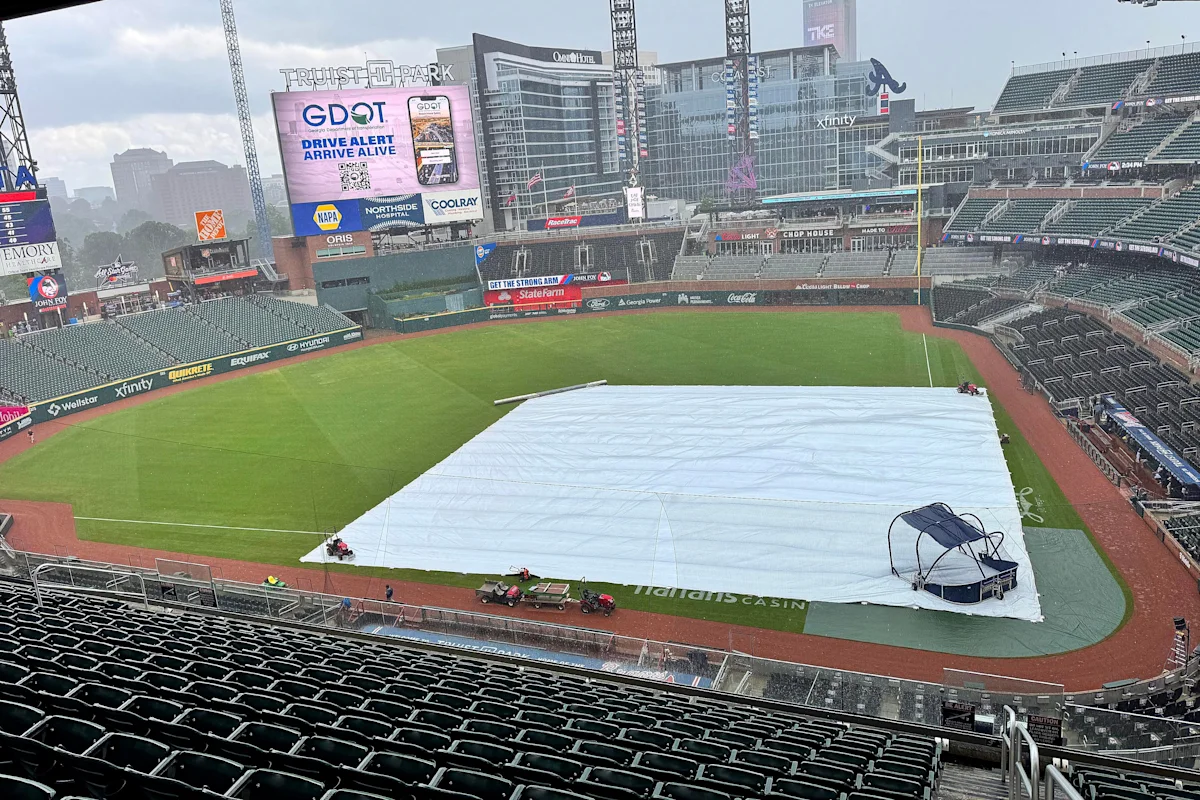Braves vs. Mets rain delay chat and discussion