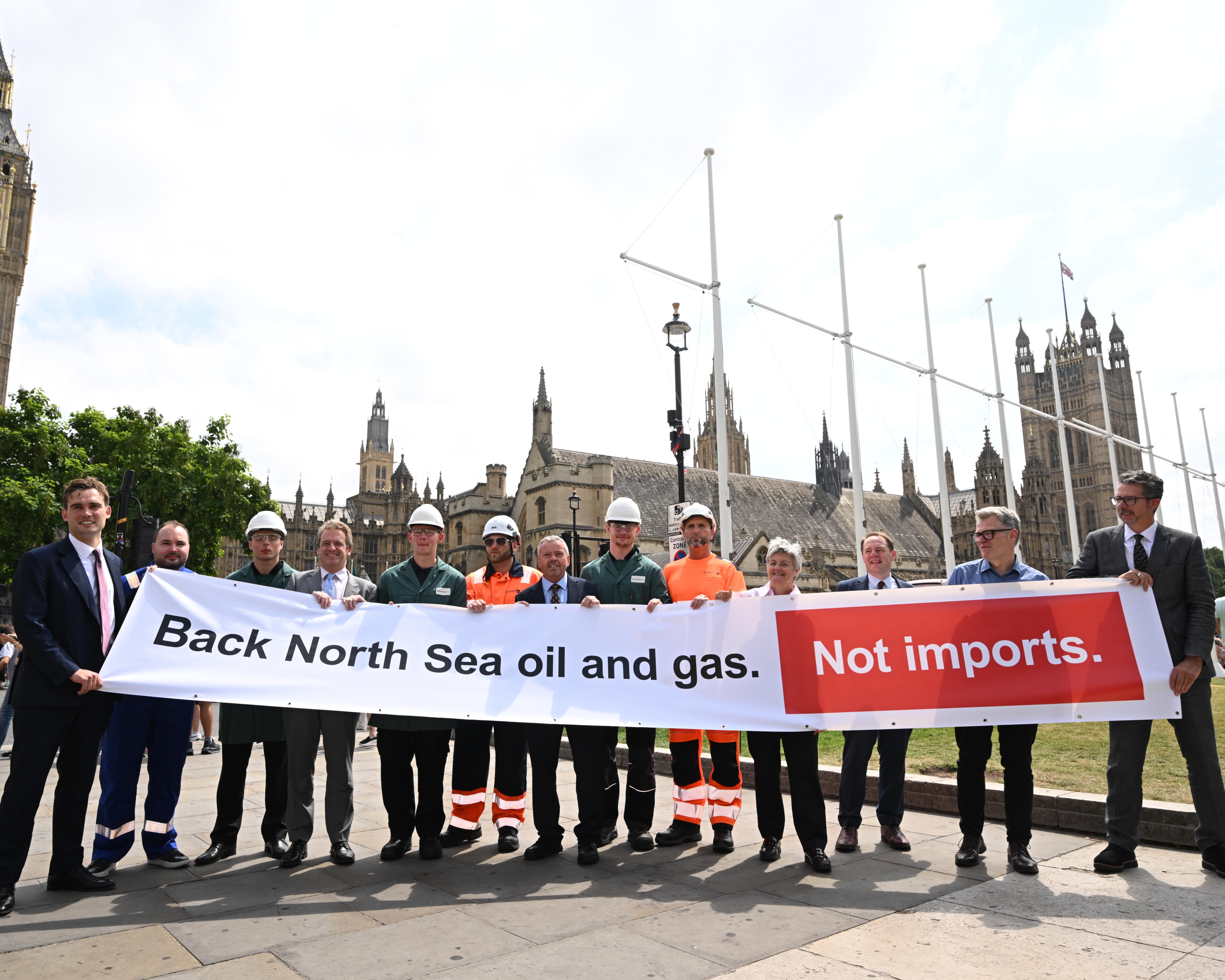 Burnham expected to reverse ban on new oil and gas drilling