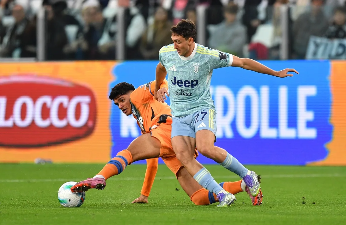 Cambiaso insists he is happy to stay at Juventus this summer