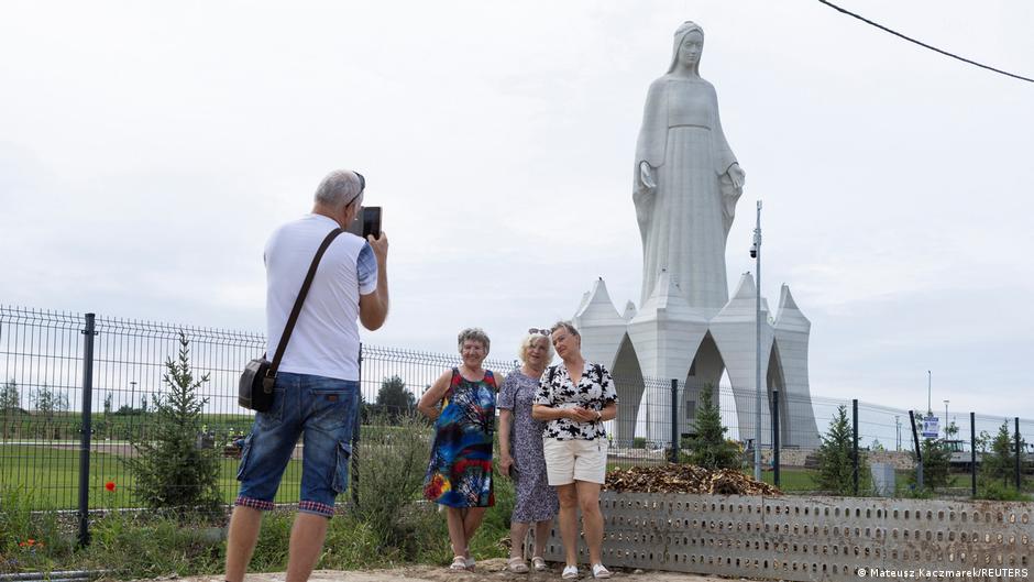 Can a massive Madonna help slow secularization in Poland?
