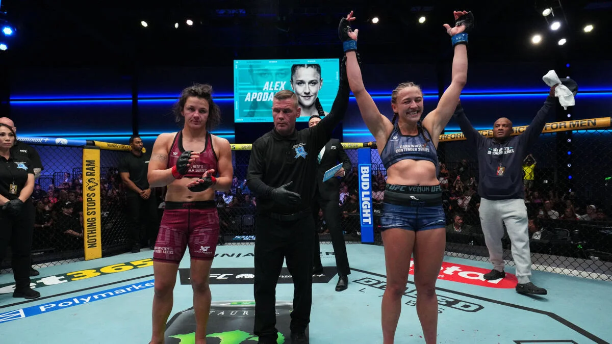 
                        Dana White's Contender Series 2026 Week 3 results: Alex Apodaca scores massive upset of Bella Mir for contract
                    