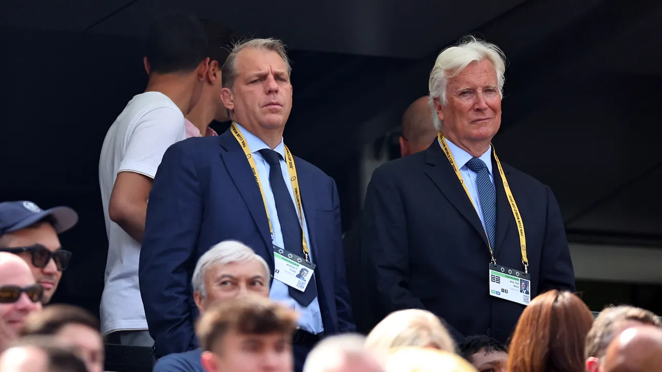 
					Dodgers Co-Owners Todd Boehly, Mark Walter In Talks To Sell Chelsea Stakes
				