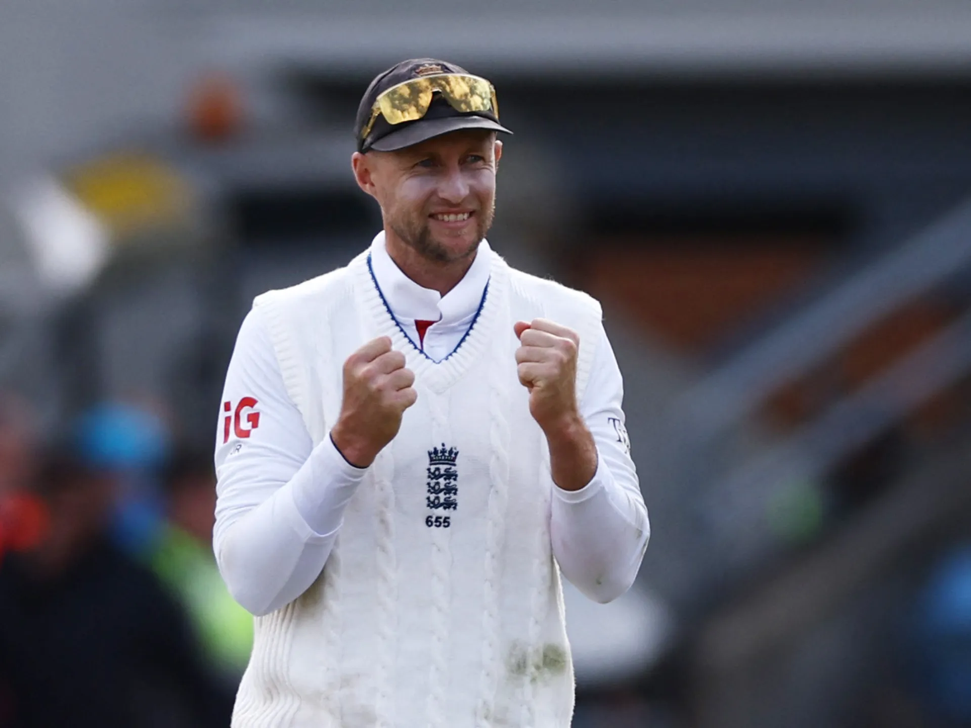England thrash Pakistan by an innings and 103 runs in first Test