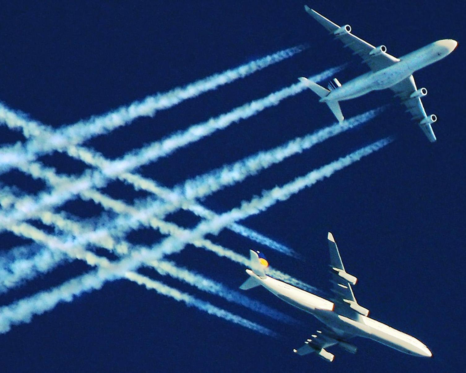 Airline emissions in Europe top pre-Covid levels despite pledge to decarbonise