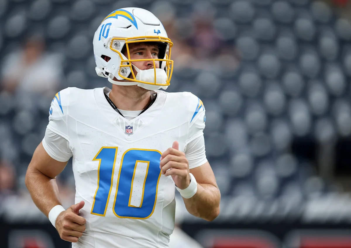 Fantasy Football: Caleb Williams vs. Justin Herbert and more QB debates you may have to face in your 2026 drafts