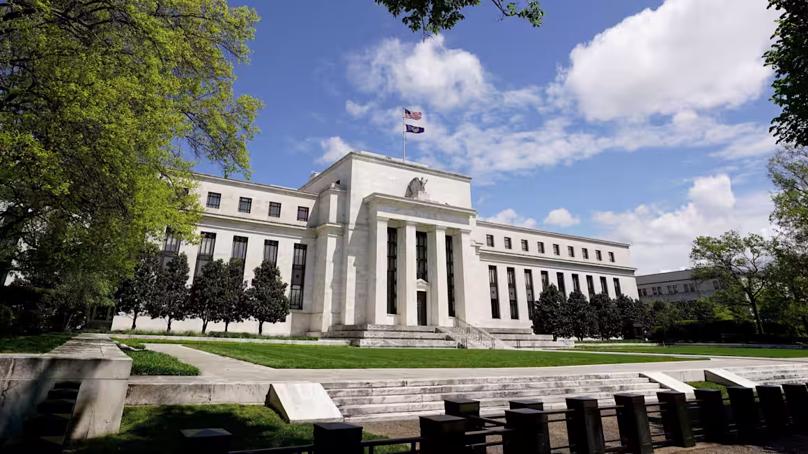 Fed officials express rising concern over persistently high inflation